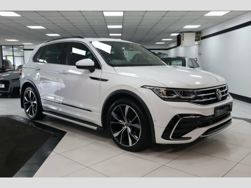 Volkswagen Tiguan  2.0 TDI R-Line SUV 5dr Diesel DSG Euro 6 (s/s) AMA