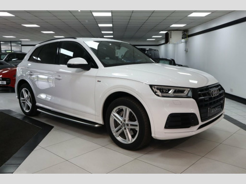 Audi Q5  2.0 TDI 40 S line SUV 5dr Diesel S Tronic quattro 