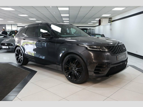 Land Rover Range Rover Velar  3.0 D300 MHEV R-Dynamic SE SUV 5dr Diesel Auto 4WD