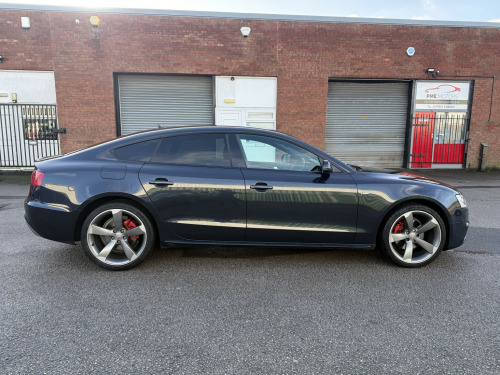 Audi A5  2.0 TDI Black Edition 