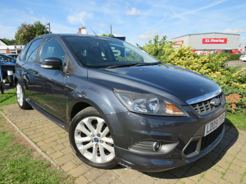 Ford Focus  1.8 ZETEC S S/S 5d 124 BHP ONE FORMER KEEPER
