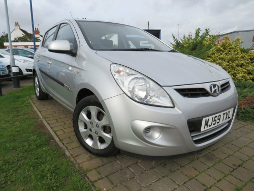 Hyundai i20  1.4 COMFORT 5d 99 BHP ONLY ONE FORMER LADY OWNER