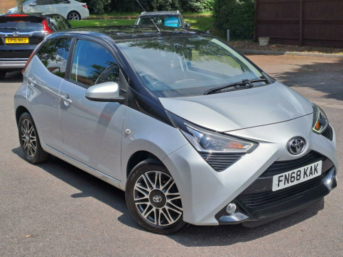 Toyota AYGO  1.0 VVT-i X-Clusiv 5dr
