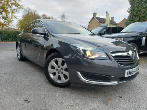 Vauxhall Insignia  1.6 CDTi ecoFLEX Tech Line Hatchback 5dr Diesel Manual Euro 6 (s/s) (136 ps