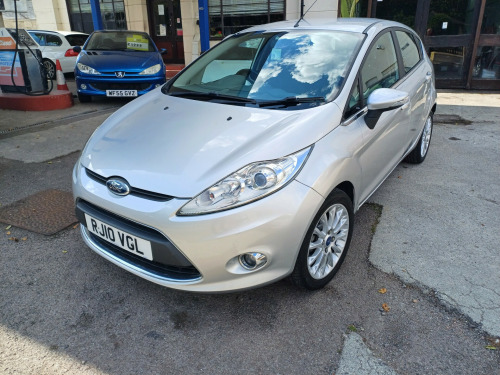 Ford Fiesta  1.4 Zetec Hatchback 5dr Petrol Manual (133 g/km, 94 bhp)
