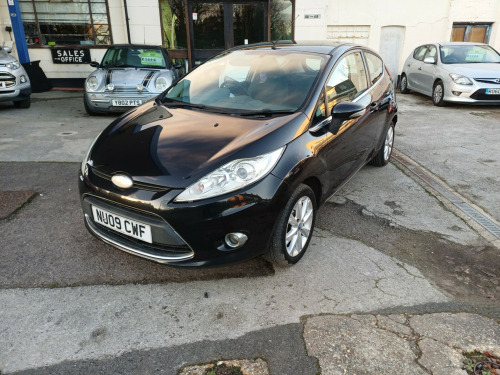 Ford Fiesta  1.25 Zetec Hatchback 3dr Petrol Manual (133 g/km, 81 bhp) 