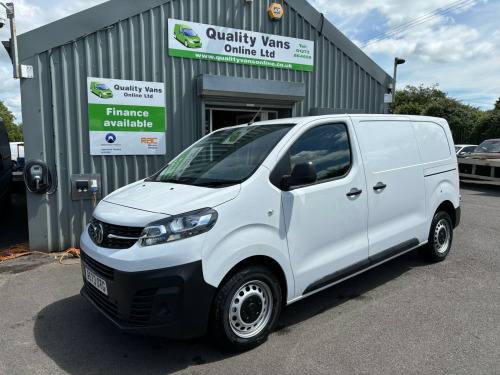 Vauxhall Vivaro  L1H1 F2900 PRIME 6-Door *DELIVERY MILES*