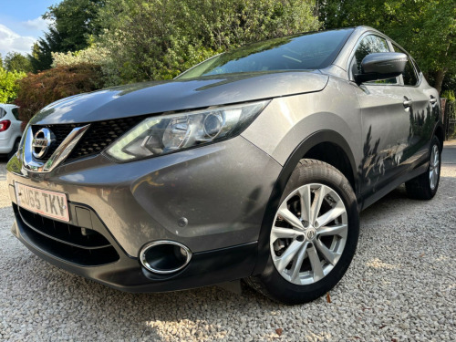 Nissan Qashqai  1.2 DIG-T Acenta Premium 2WD Euro 5 (s/s) 5dr