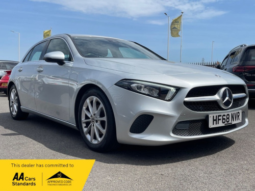 Mercedes-Benz A-Class  1.5 A 180 D SPORT
