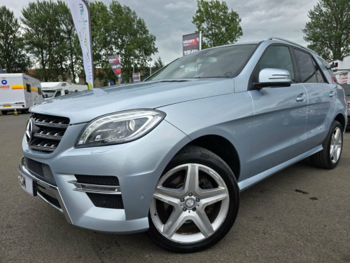 Mercedes-Benz M-Class ML350 3.0 ML350 BLUETEC AMG LINE 5d 255 BHP