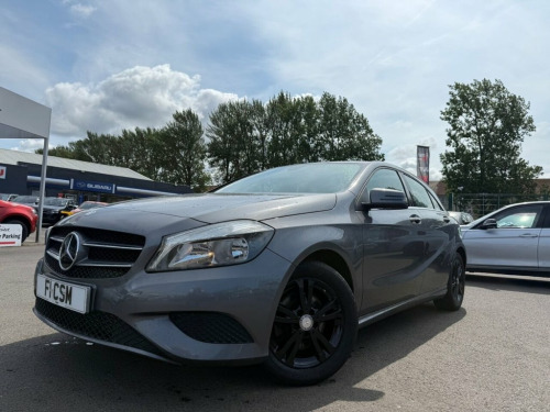 Mercedes-Benz A-Class A180 1.6 A180 SE Hatchback 5dr Petrol Manual Euro 6 (s/