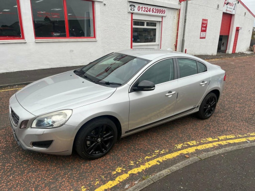 Volvo S60  1.6 D2 R-Design Saloon 4dr Diesel Manual Euro 5 (s