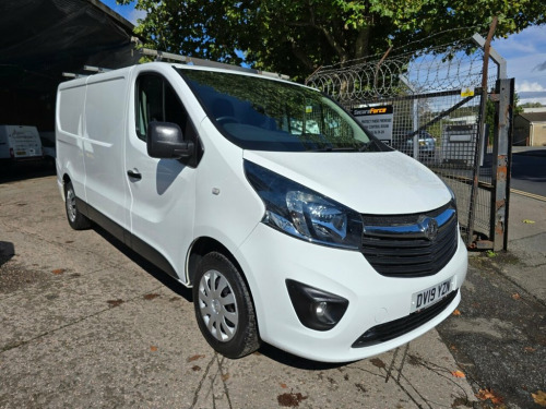 Vauxhall Vivaro  2900 SPORTIVE L2 LWB 120 - AIR CON + CRUISE + EURO