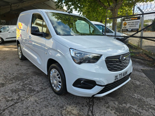 Vauxhall Combo  1.5 Turbo D 2300 Pro Panel Van L1 H1 Euro 6 130 PS