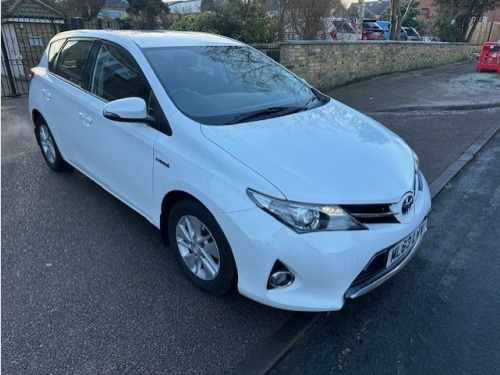 Toyota Auris  VVT-I ICON 5-Door