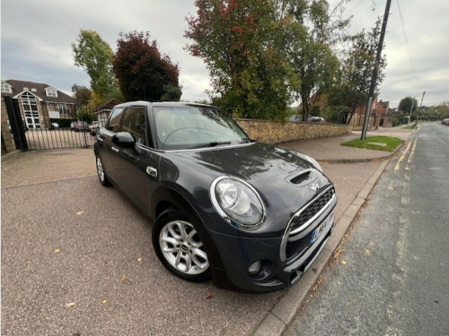 MINI Hatch  2.0 Cooper SD Hatchback 5dr Diesel Manual Euro 6 (s/s) (170 ps)