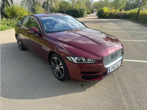 Jaguar XE  2.0d Portfolio Saloon 4dr Diesel Auto Euro 6 (s/s) (180 ps)