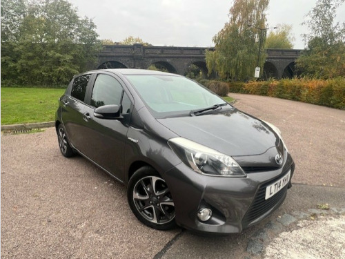 Toyota Yaris  1.5 VVT-h Trend Hatchback 5dr Petrol Hybrid CVT Euro 5 (101 ps)