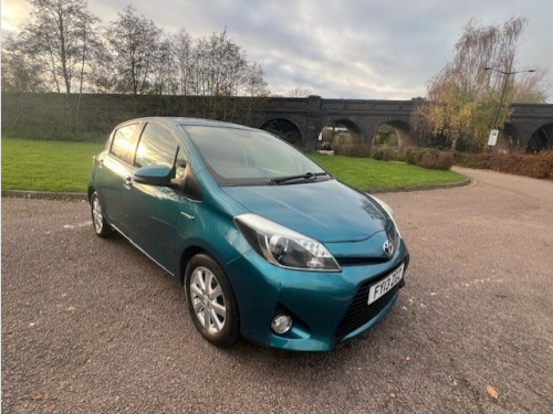 Toyota Yaris  1.5 VVT-h T4 Hatchback 5dr Petrol Hybrid CVT Euro 5 (101 ps) 