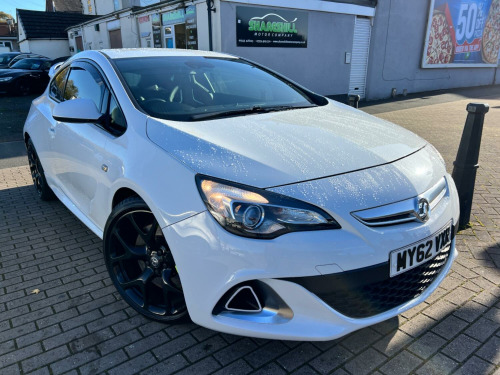 Vauxhall Astra GTC  2.0 T VXR