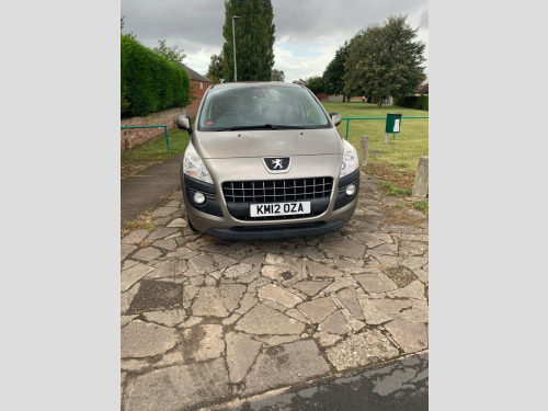 Peugeot 3008 Crossover  HDI ACTIVE