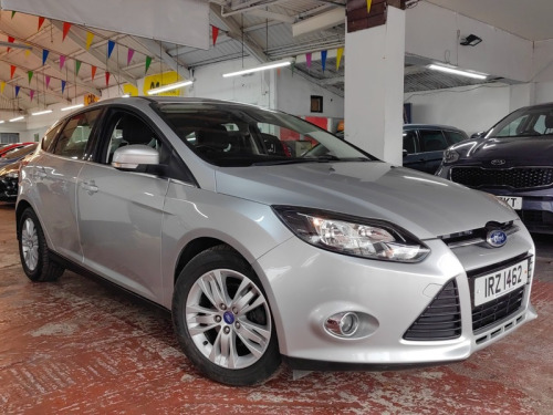 Ford Focus  1.6 TDCi Titanium Navigator Hatchback 5dr Diesel Manual Euro 5 (s/s) (115 p