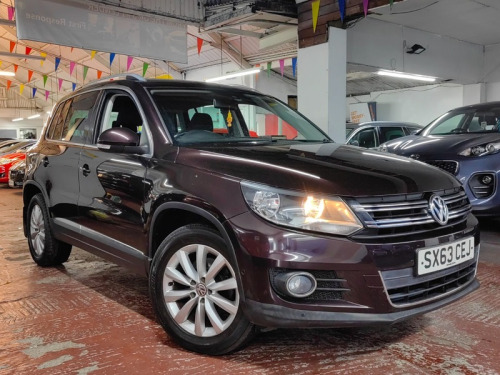 Volkswagen Tiguan  2.0 TDI BlueMotion Tech Match SUV 5dr Diesel Manual 4WD Euro 5 (s/s) (140 p