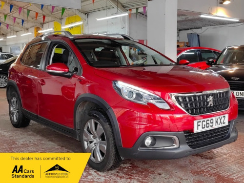 Peugeot 2008 Crossover  1.2 PureTech Signature SUV 5dr Petrol Manual Euro 6 (s/s) (82 ps)