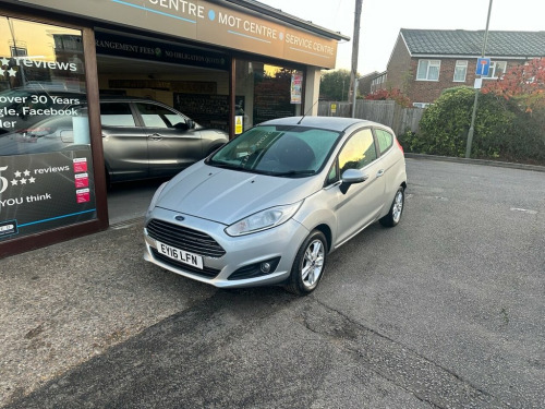 Ford Fiesta  1.25 Zetec Hatchback 3dr Petrol Manual Euro 6 (82 