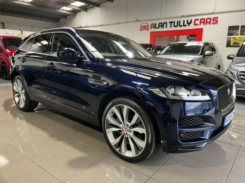 Jaguar F-PACE  3.0 D300 V6 Portfolio SUV 5dr Diesel Auto AWD Euro