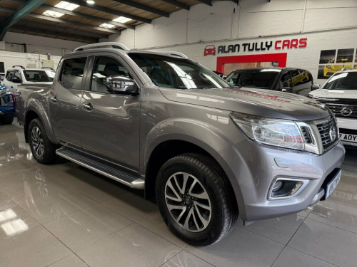 Nissan Navara  2.3 dCi Tekna Pickup Double Cab 4dr Diesel Auto 4W