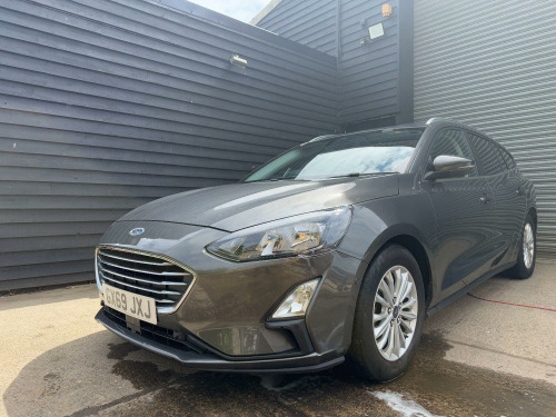 Ford Focus  1.0 T EcoBoost Titanium