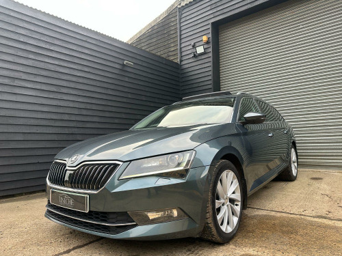 Skoda Superb  1.4 TSI ACT SE L Executive