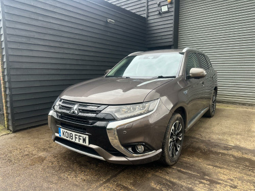 Mitsubishi Outlander  2.0 h 12kWh 4hs