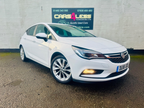 Vauxhall Astra  1.4i 16V Tech Line Nav 5dr