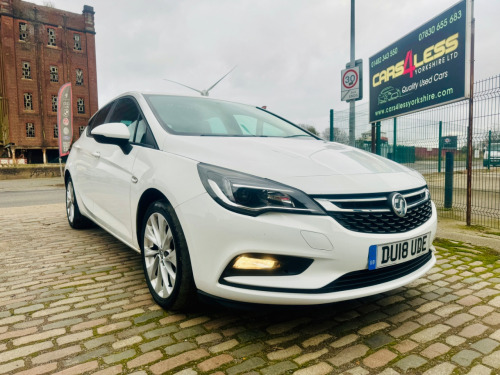 Vauxhall Astra  1.4i 16V Tech Line Nav 5dr