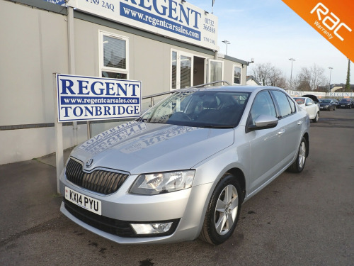 Skoda Octavia  2.0 TDI SE Hatchback 5dr Diesel Manual Euro 5 (s/s) (150 ps)