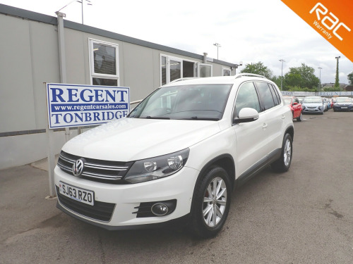 Volkswagen Tiguan  2.0 TDI BlueMotion Tech SE SUV 5dr Diesel Manual 4WD Euro 5 (s/s) (140 ps)