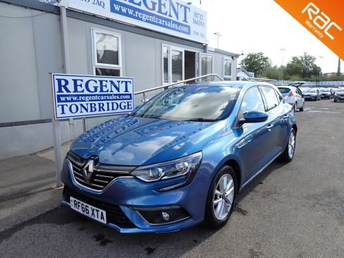 Renault Megane  1.2 TCe Dynamique Nav Hatchback 5dr Petrol Manual Euro 6 (s/s) (130 ps)
