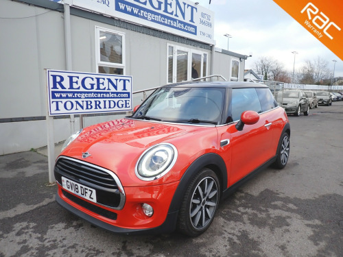 MINI Hatch  1.5 Cooper Hatchback 3dr Petrol Steptronic Euro 6 (s/s) (136 ps) 