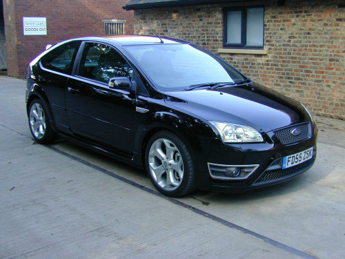 Ford Focus  Ref 8495 - Ford Focus ST-2 - 12,800 miles! - (RHD - UK Car)