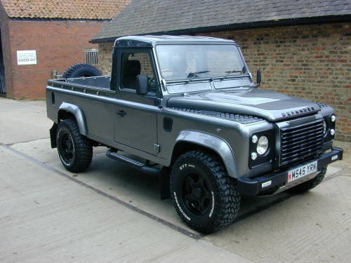 Land Rover 110  Land Rover Defender 110 300 TDI Pick Up - Special specification (RHD)