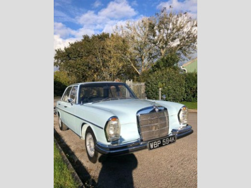 Mercedes-Benz 280  Mercedes Benz W108 280 SE (RHD - UK Car)