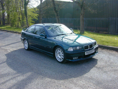 BMW M3  Ref 8548 - BMW E36 M3 3.2 Evolution - 2 door coupe - 6 Speed manual (RHD -  
