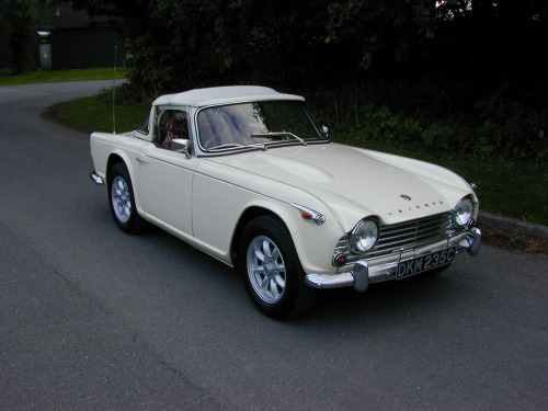 Triumph TR4  Ref 8660 - Triumph TR4a IRS Surrey Top (RHD - UK Car)