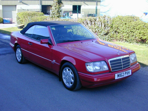 Mercedes-Benz 220  Ref 8680 - Mercedes Benz W124 220 Sportline Convertible (RHD - UK Car)