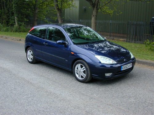 Ford Focus  Ref 8706 - Ford Focus C170 Gen 1 - 1.6 ZETEC Automatic - ULEZ (RHD - UK Car