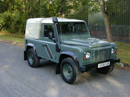 Land Rover 90  Ref 8709 - Land Rover Defender 90 Pick Up 2.4 tdci - Special specification 