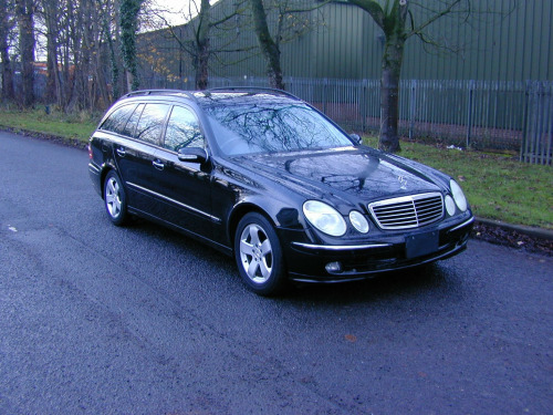 Mercedes-Benz E-Class E350 Ref 8710 - Mercedes Benz W211 E Class E350 Petrol Estate Automatic â€ Air C 