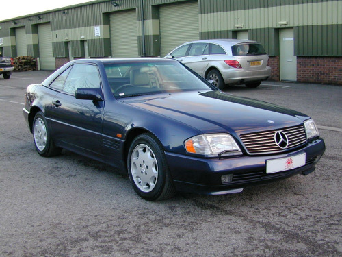 Mercedes-Benz SL-Class Ref 8713 - Mercedes Benz R129 320SL 3.2 Auto Sports Convertible (RHD - EX J